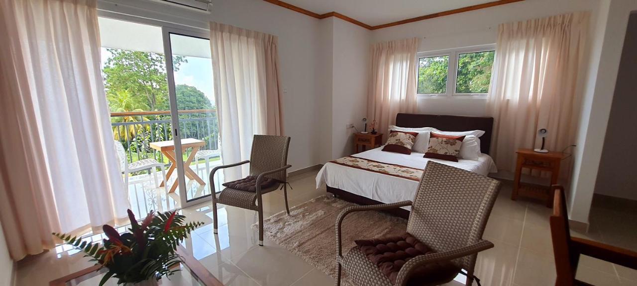ماهي Le Chant De Merle Self -Catering Studios And Apartments المظهر الخارجي الصورة