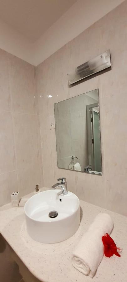 ماهي Le Chant De Merle Self -Catering Studios And Apartments المظهر الخارجي الصورة